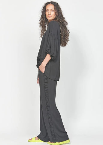 KETZ-KE - Wide leg ruched side panel pant! 12