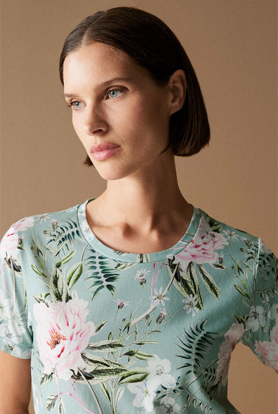 TRENERY (LN) Pima cotton floral crew tee! 16
