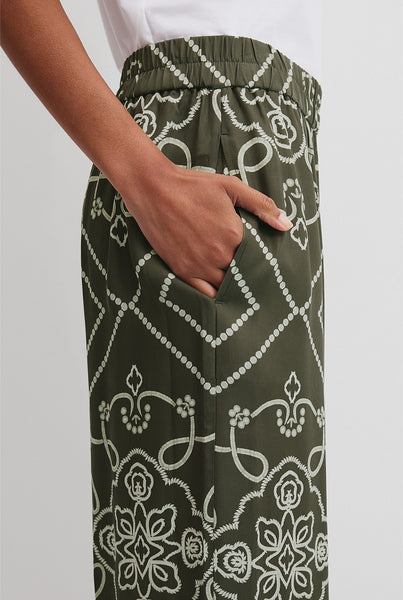 COUNTRY ROAD - Ornate tile print cupro pant! 10-12