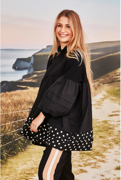 COOPER By Trelise "Spot the contrast" top! 12-14