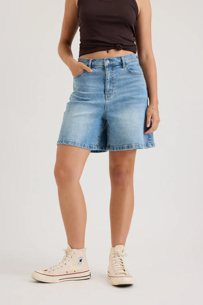 MAX - Ultimate denim A line shorts - Light blue! 16