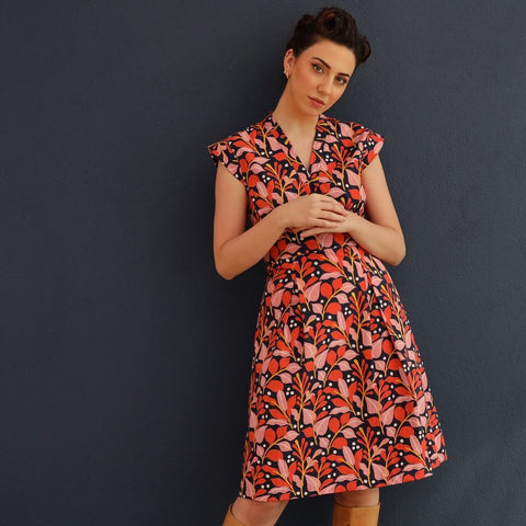 KARMA EAST - Sleeveless dress! 10-12