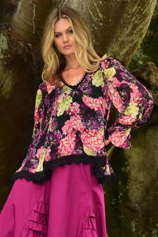 TRELISE COOPER "Miles Per Flower" hydrangea top! 12