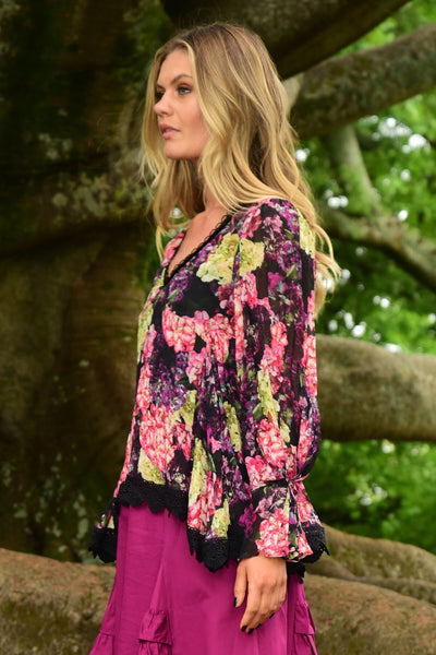 TRELISE COOPER "Miles Per Flower" hydrangea top! 12