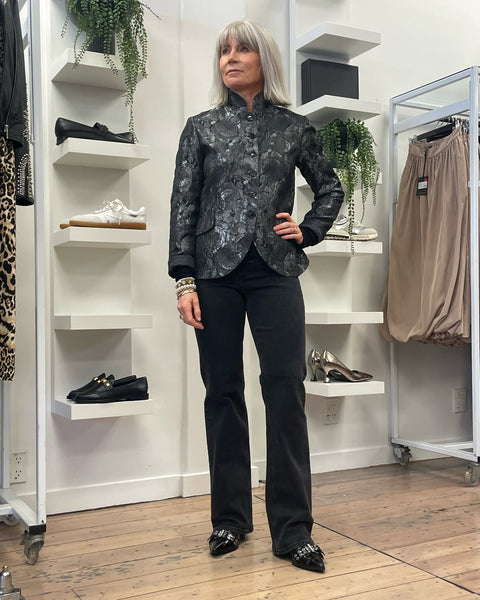 ATELIER By Repertoire (NZ) Graphite rose jacquard jacket! 8-10