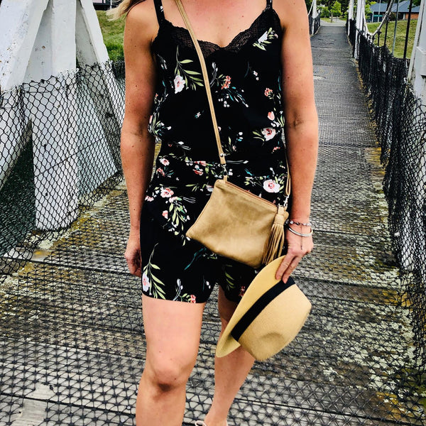 DRAMA - Black floral shorts! 12