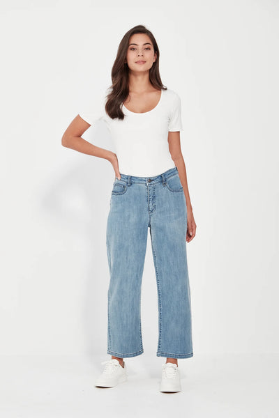 VERGE (LN) "Farrow" jean - Crisp blue! 14