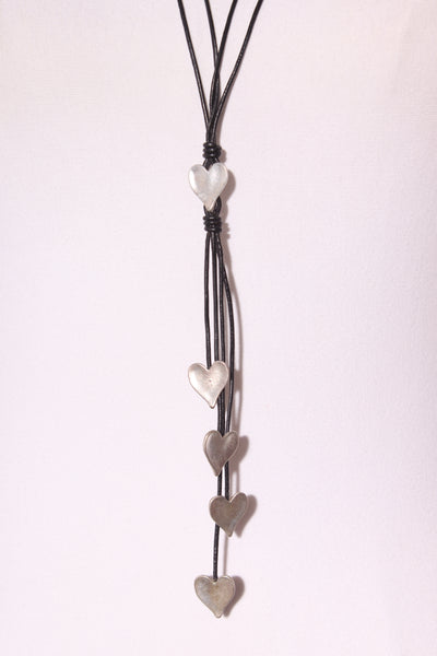 Metal heart drop necklace!