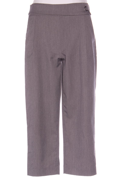 STORM -Pleat front crop pant! 8