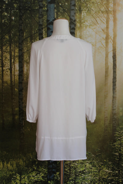 REPERTOIRE (NZ) Chiffon hem white blouse! 10