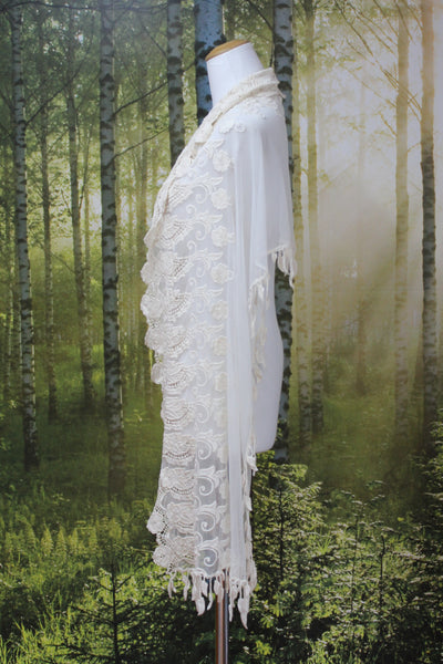 Gorgeous lace detail mesh shawl/scarf!