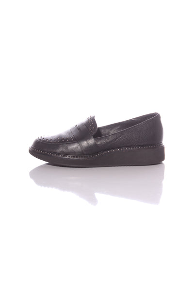 ISABELLA ANSELMI - Studded leather loafers! 39