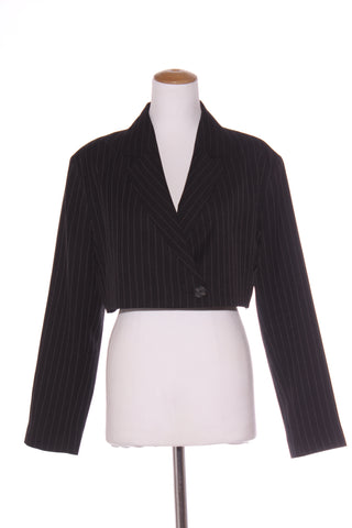 ASOS - Pinstripe crop blazer! 14