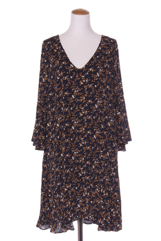 HUMIDITY (BN) Navy floral  flare sleeve dress! 12