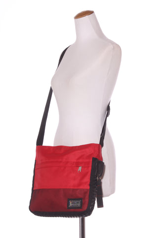 Large zip detail satchel bag!