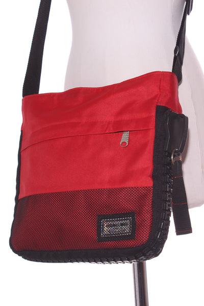 Large zip detail satchel bag!