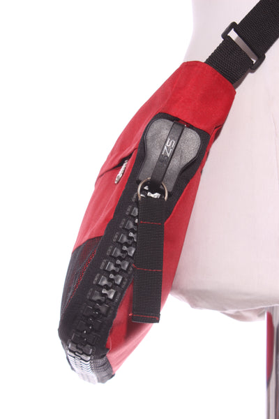 Large zip detail satchel bag!