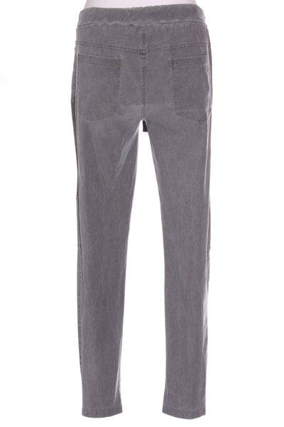 LOVE FROM ITALY (ITA) Stretchy contrast panel pant! 12