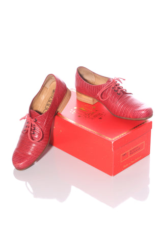 MINNIE COOPER (NZ) Red croc embossed leather shoes! 8.5