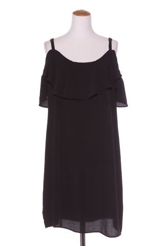 CROSSROADS (BN)Cold shoulder dress! 18