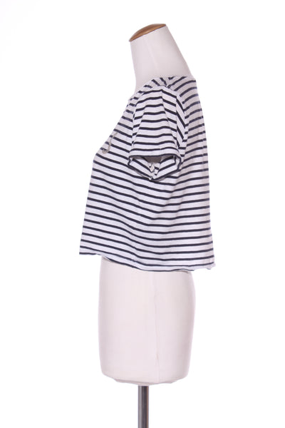 FOREVER NEW "Pairs" stripe crop tee! 10
