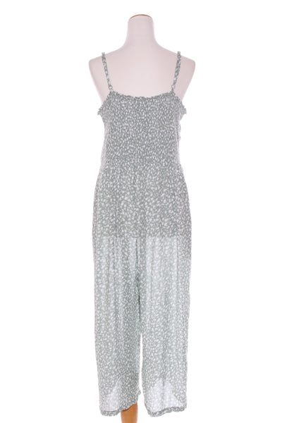 Sage floral shirred jumpsuit! 14-16