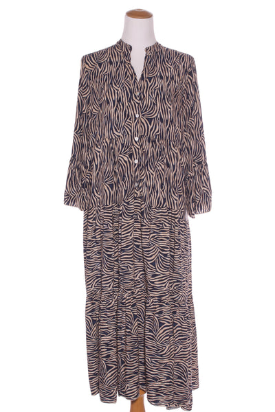 MADE IN ITALY - Animal print tiered midi dress! 12-14