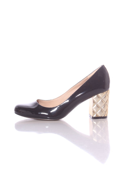 KARL LAGEREFELD - Quilted gold heel leather pumps! 8.5