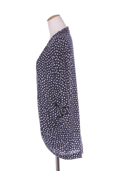 Navy floral navy kimono cardi! 8-16