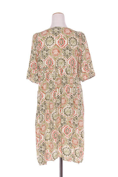 BOSSY B - Rayon green/red print dress! 10-12