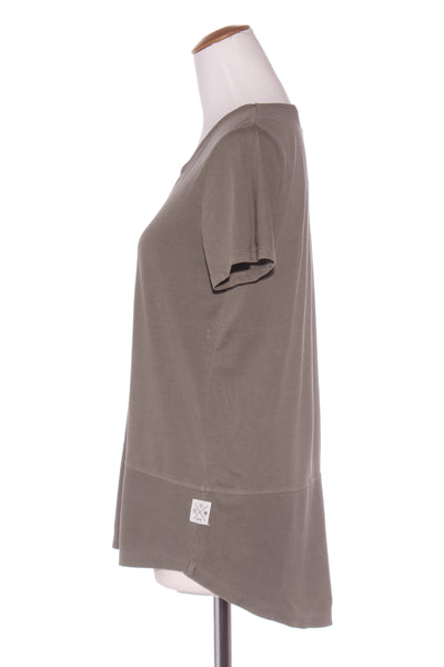 ELM - Khaki contrast panel tee! 8