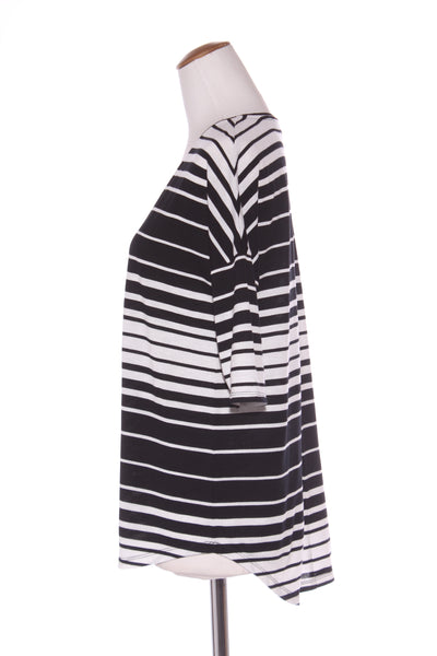 SUSSAN 'V' neck stripe top! 8-10