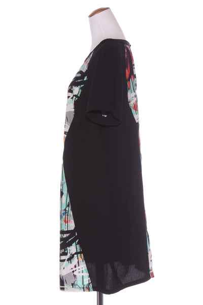 CITY CHIC - Abstract print dress! 18