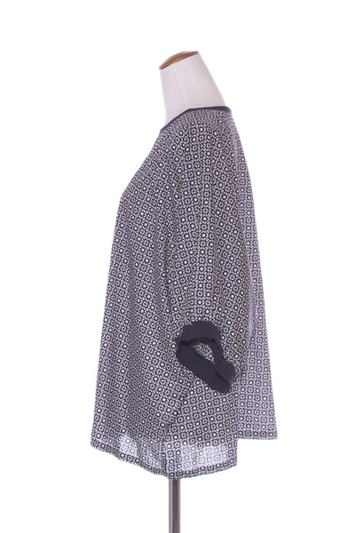 WADZEE (NZ) Navy geometric print top! 14-16
