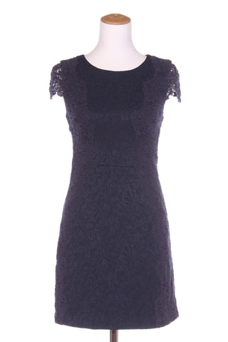 FOREVER NEW - Broiderie detail navy jacquard dress! 8