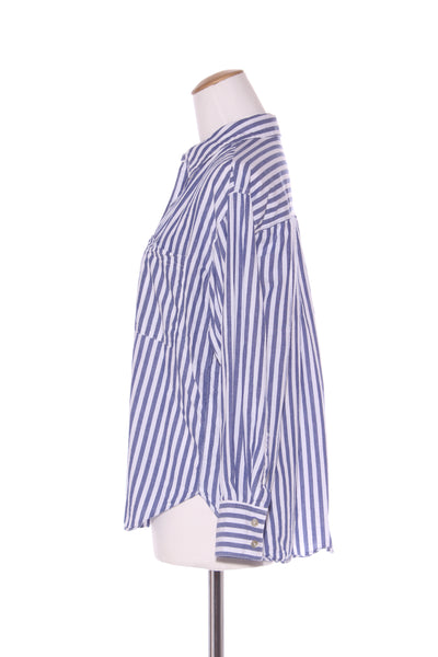 STORIES BE TOLD - You got this oversized blue stripe shirt! 8-12