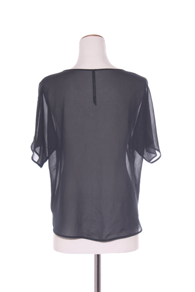 NYNE (NZ) Scoop hem crop chiffon top! 14