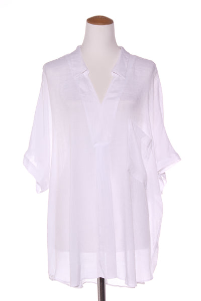 WILD CHILD (LN) Self patterned white top! 18-20