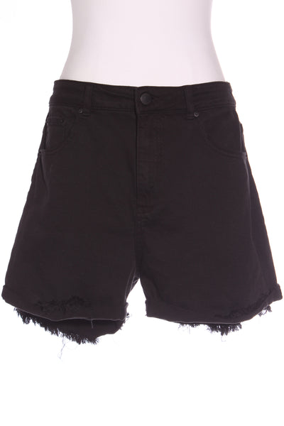 DECJUBA - Raw hem denim short! 14