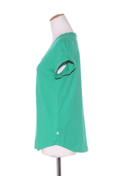 SHINE ON 'V' Rib V neck tee! 8-10