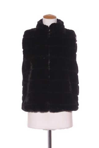 LN Faux fur vest! 12