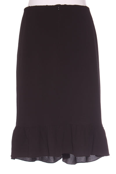 STELLA ROYAL (LN) Cross over ruffle trim skirt! 18