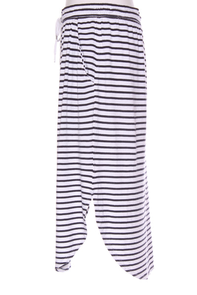 JUST JEANS - Scoop hem stripe midi skirt! 12