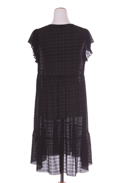 COCO & BELLE - Seersucker ruffle sleeve dress! 10-12