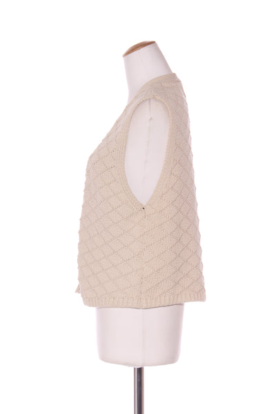 LEON & HARPER - Maia cable knit vest! 12