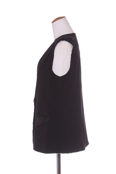 RICOCHET (NZ) Fine wool padded shoulder waistcoat! 12