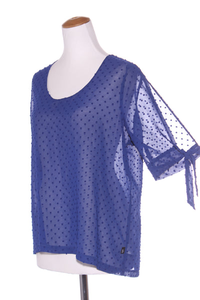 KILT (NZ) Tufted chiffon tie sleeve top! 12