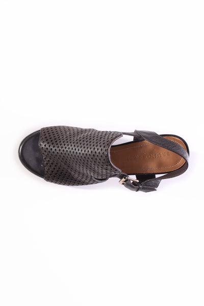 BRUNO PREMI - Perforated leather heels! 40