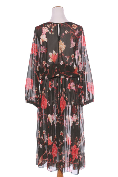 GLOSS - Floral print pleated maxi dress! 16