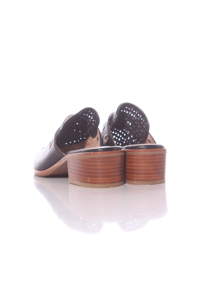 BRESLEY - Woven leather mules! 37